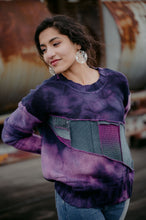 Load image into Gallery viewer, Windbeam Pullover in Reflection