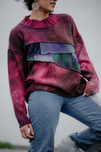 Load image into Gallery viewer, Windbeam Pullover in Sunset