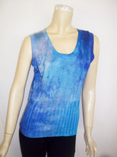 Load image into Gallery viewer, Summer Vintage Sky-Dye Tank-Top in Sky Blue Summer
