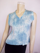 Load image into Gallery viewer, Summer Vintage Sky-Dye Tank-Top in Coudy Summer
