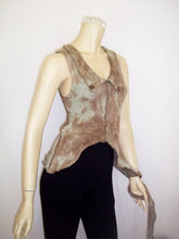 Load image into Gallery viewer, Summer Vintage Sky-Dye Vest in Beige Summer Beauty
