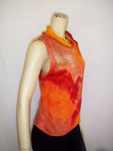 Load image into Gallery viewer, Summer Vintage Sky-Dye Sleeveless Blouse in Vermillian Summer Sunrise
