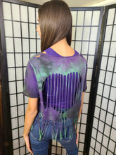 Load image into Gallery viewer, Bejeweled Cropped Sky-Dye Short-Sleeved Fringe-Styled Tee w/ a Heart Shape in the Back in Cool Spring
