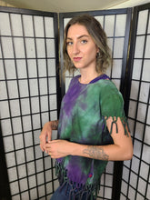 Load image into Gallery viewer, Bejeweled cropped sky-dye short-sleeved Fringe-Styled Tee with a Tear Drop Shape in the Back
