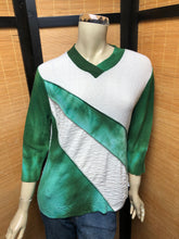 Load image into Gallery viewer, Fresh Fruit Sky-Dye Mid 3/4 Sleeved Pullover in Green Paradise Spring
