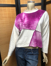 Load image into Gallery viewer, Fresh Fruit Sky-Dye Cropped Long-Sleeved Crew-Necked Pullover in Rouge Pink Spring
