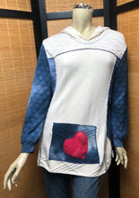 Load image into Gallery viewer, Fresh Fruit Sky-Dye Long Long-Sleeved Hooded Pullover in Heart Felt Springtide
