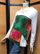 Load image into Gallery viewer, Fresh Fruit Sky-Dye Mid Long-Sleeved Hooded Pullover in Green Spring Heart
