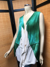 Load image into Gallery viewer, Fresh Fruit Sky-Dye Long Sleeveless Cardigan in Green Spring Beauty
