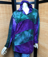 Load image into Gallery viewer, Bejeweled Long Sky-Dye Long-Sleeved Hooded Pullover in Green Fall Delight
