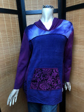 Load image into Gallery viewer, Bejeweled Long Sky-Dye Long-Sleeved Pullover in Blue Dazzling Fall

