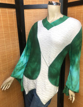 Load image into Gallery viewer, Bejeweled Long Sky-Dye Long-Sleeved Pullover in Green Autumn Sun
