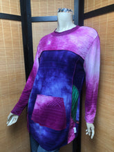 Load image into Gallery viewer, Bejeweled Long Sky-Dye Long-Sleeved Pullover w/Pockets in Pink Autumn Night
