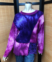 Load image into Gallery viewer, Bejeweled Long Sky-Dye Long-Sleeved Pullover in Lovable Fall Beauty
