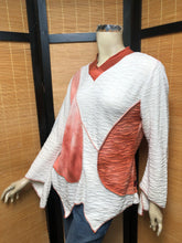 Load image into Gallery viewer, Fresh Fruit Sky-Dye Mid Long-Sleeved Pullover in Orange Charming Spring
