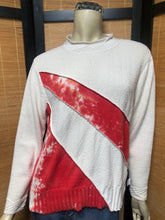 Load image into Gallery viewer, Fresh Fruit Sky-Dye Mid Long-Sleeved Crew-Necked Pullover in Ruby Blanche Delight
