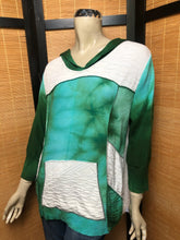 Load image into Gallery viewer, Fresh Fruit Sky-Dye Long Long-Sleeved Hooded Pullover in Green Dusk Sunrise
