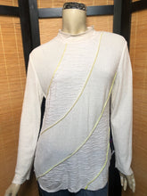 Load image into Gallery viewer, Fresh Fruit Sky-Dye Long Long-Sleeved Crew-Necked Pullover in Bright Sunshine Love
