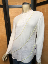 Load image into Gallery viewer, Fresh Fruit Sky-Dye Long Long-Sleeved Crew-Necked Pullover in Bright Sunshine Love
