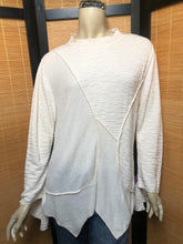 Load image into Gallery viewer, Fresh Fruit Sky-Dye Long Long-Sleeved Crew-Necked Pullover in Pale Shining Spring
