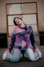 Load image into Gallery viewer, High Point Pullover in Sailor's Delight
