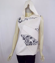 Load image into Gallery viewer, B&amp;W Star Sleeveless Hoodie
