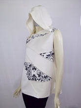 Load image into Gallery viewer, B&amp;W Star Sleeveless Hoodie
