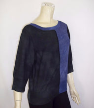 Load image into Gallery viewer, Boat 3/4 Sleeve Sueded Light Weight Sweater (Black/Navy)
